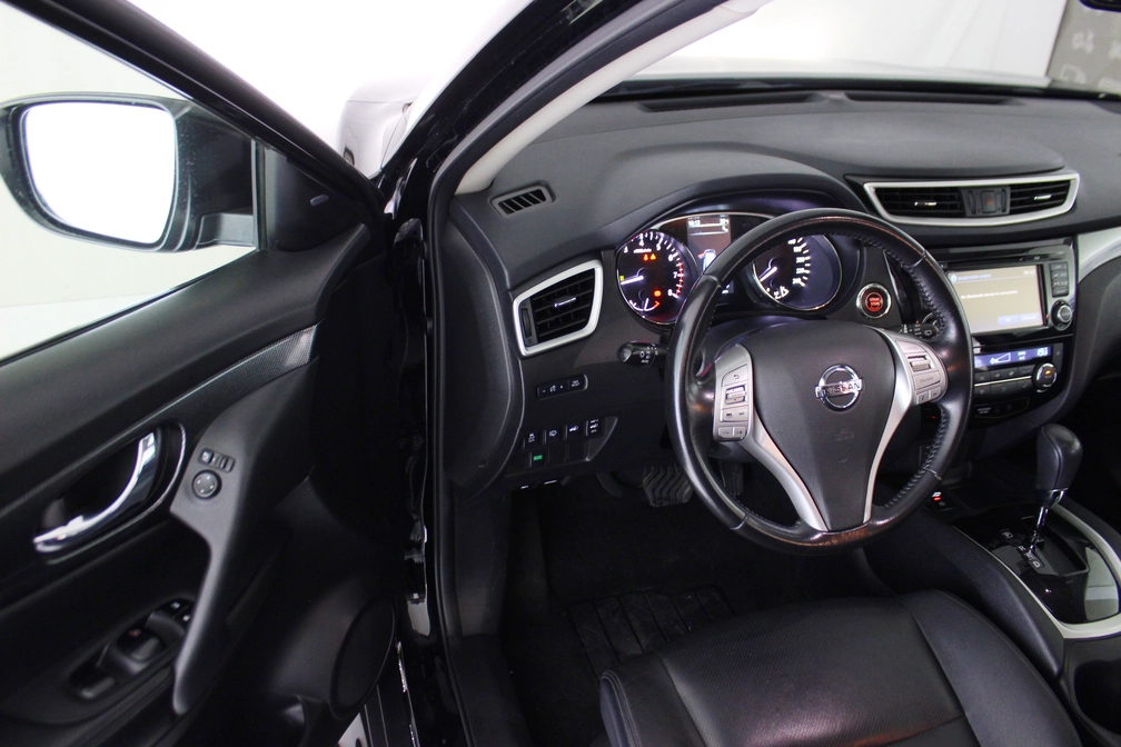 خرید و فروش نیسان ایکس تریل فول مدل 2016 نقد و اقساط