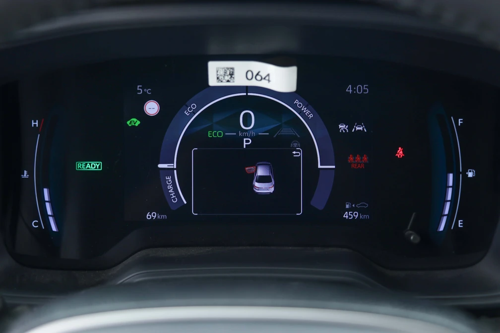 خرید و فروش تویوتا کرولا هیبرید XLE - نیمه فول مدل 2024 نقد و اقساط