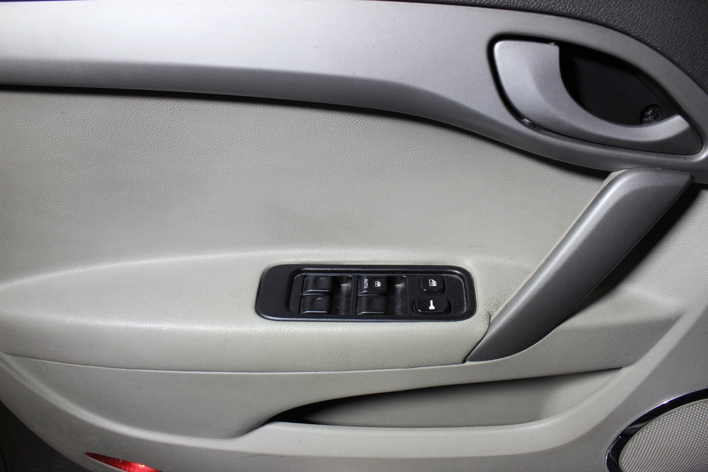 خرید و فروش جک J5 1500 - دنده ای مدل 1394 نقد و اقساط خرید و فروش جک J5 1500 - دنده ای مدل 1394 نقد و اقساط