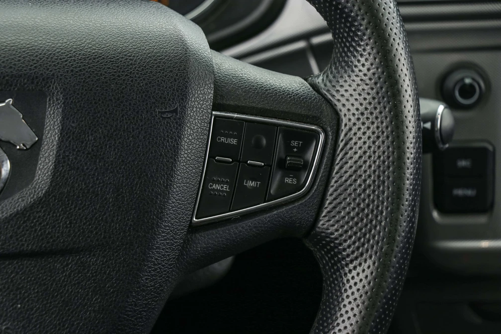 خرید و فروش ایران خودرو تارا V2 مدل 1401 نقد و اقساط