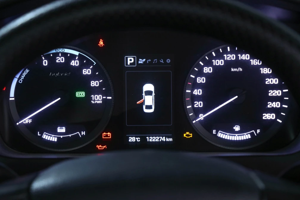 خرید و فروش هیوندای سوناتا هیبرید GLS PLUS  مدل 2017 نقد و اقساط