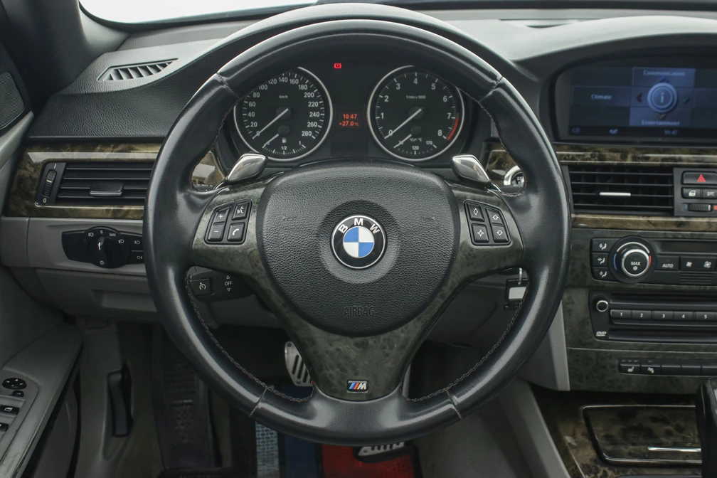 خرید و فروش ب ام و سری 3 کروک 335i مدل 2009 نقد و اقساط