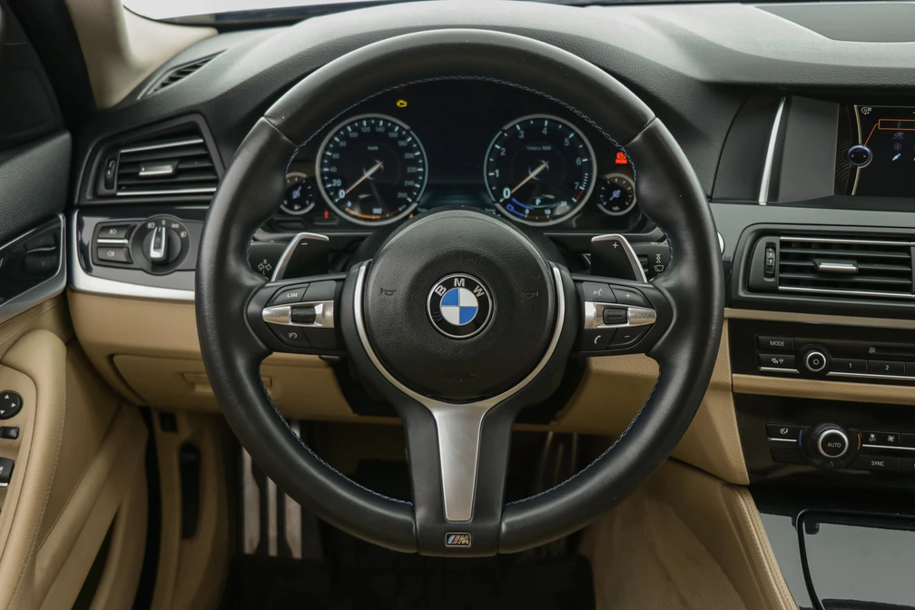 خرید و فروش ب ام و سری 5 520i مدل 2014 نقد و اقساط خرید و فروش ب ام و سری 5 520i مدل 2014 نقد و اقساط