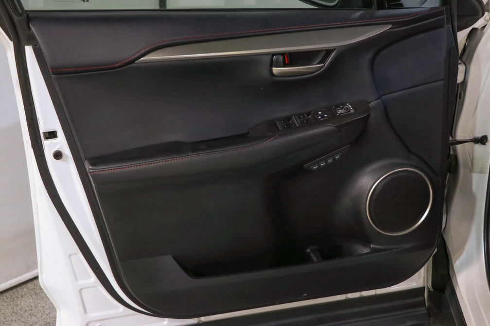 خرید و فروش لکسوس NX 200T - F SPORT - شش کلید - سقف فلز مدل 2016 نقد و اقساط