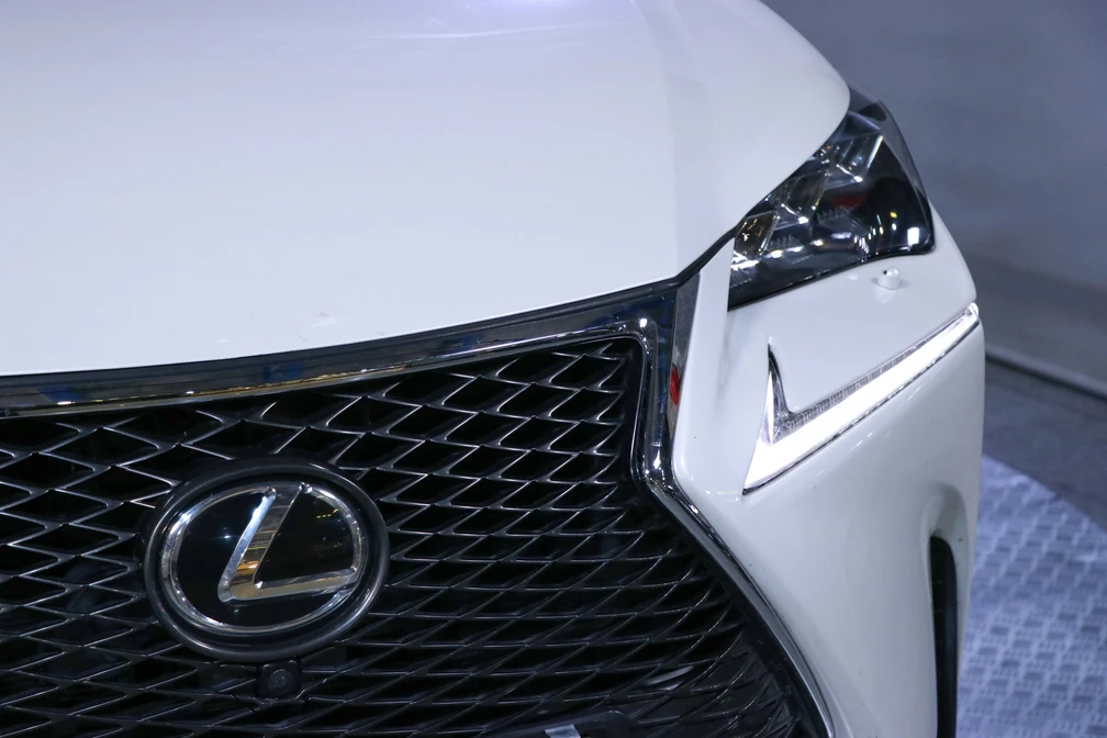 خرید و فروش لکسوس NX 200T - F SPORT - شش کلید - سقف فلز مدل 2016 نقد و اقساط