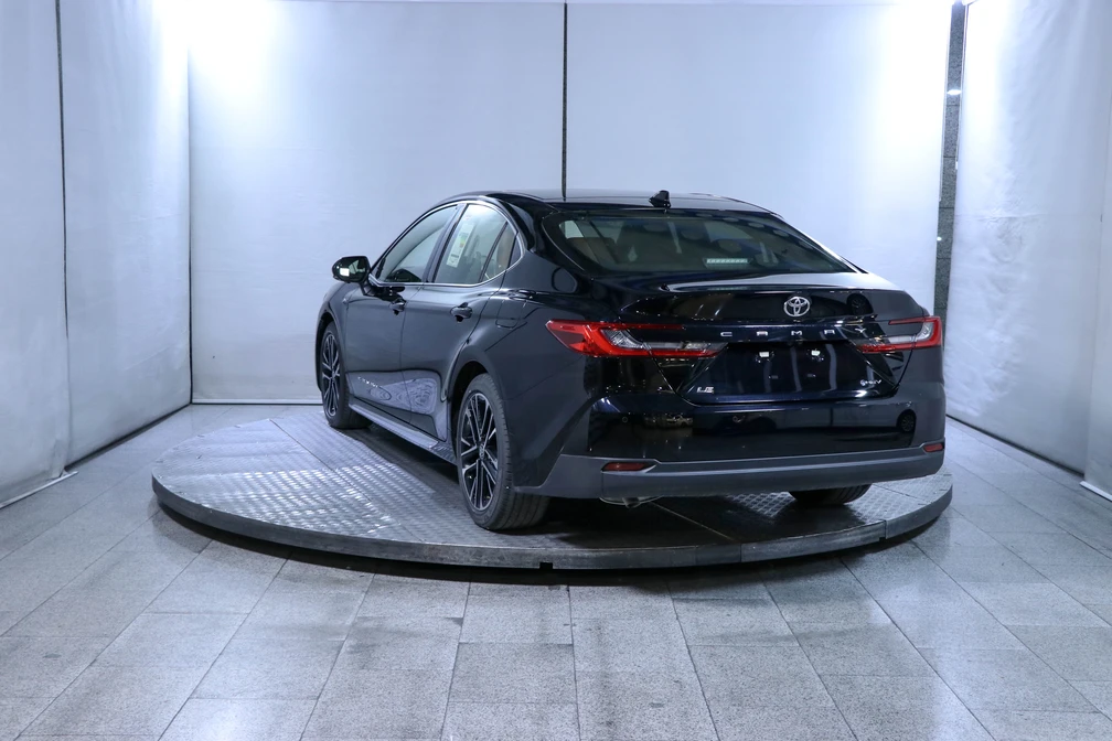 خرید و فروش تویوتا کمری هیبرید LE - فول مدل 2025 نقد و اقساط خرید و فروش تویوتا کمری هیبرید LE - فول مدل 2025 نقد و اقساط