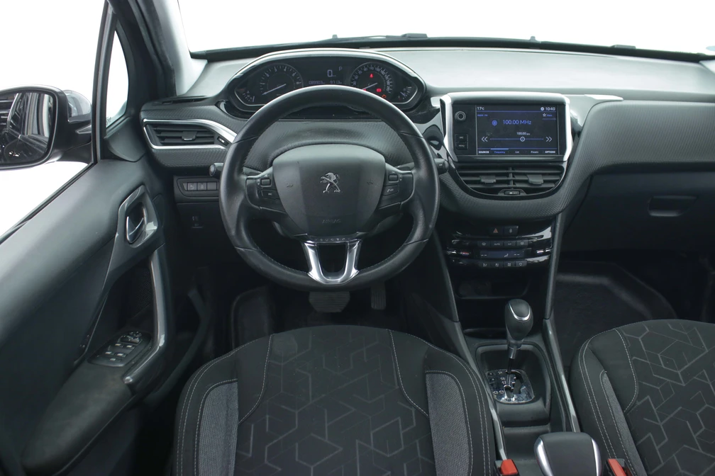 خرید و فروش پژو 2008 اتوماتیک مدل 1397 نقد و اقساط خرید و فروش پژو 2008 اتوماتیک مدل 1397 نقد و اقساط