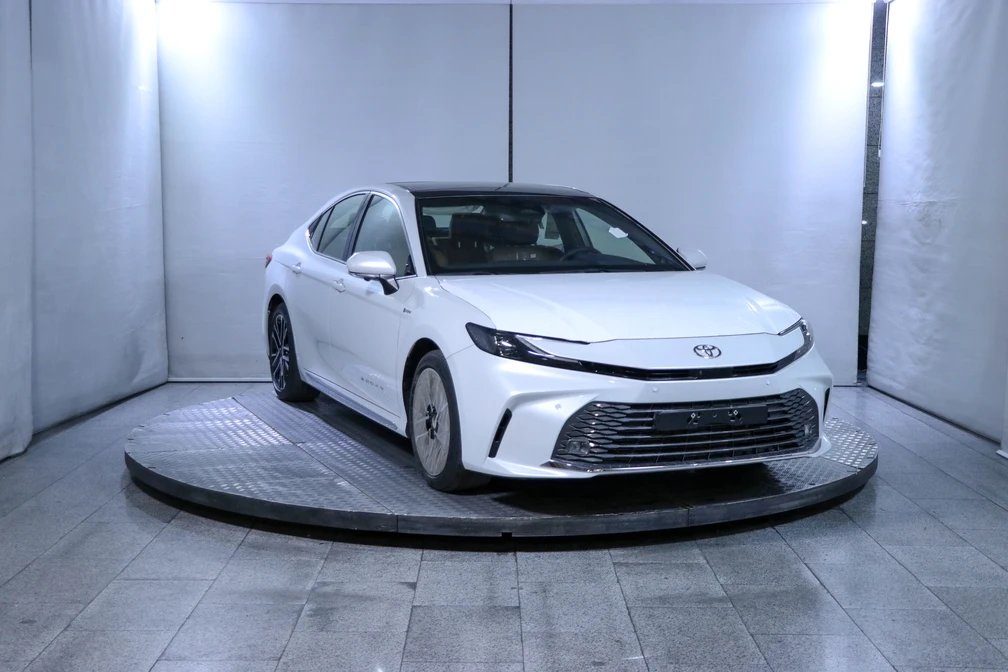 خرید و فروش تویوتا کمری هیبرید LE - فول مدل 2025 نقد و اقساط خرید و فروش تویوتا کمری هیبرید LE - فول مدل 2025 نقد و اقساط