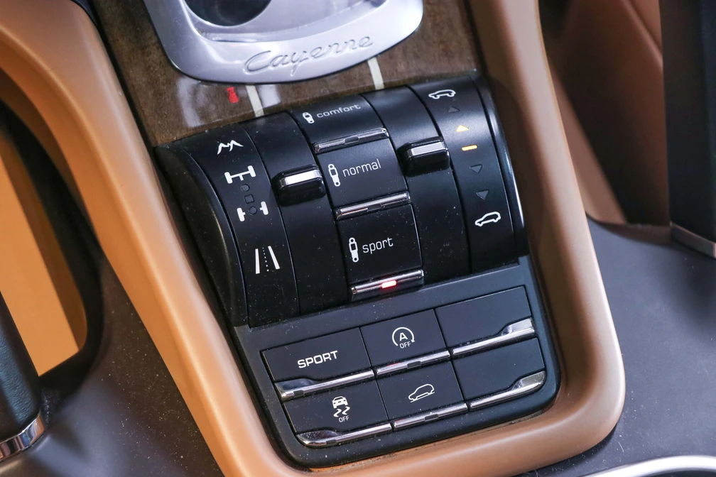 خرید و فروش پورشه کاین شش سیلندر مدل 2013 نقد و اقساط