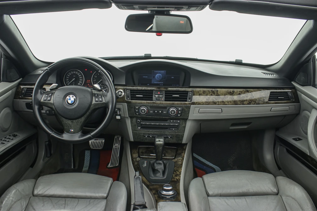 خرید و فروش ب ام و سری 3 کروک 335i مدل 2009 نقد و اقساط