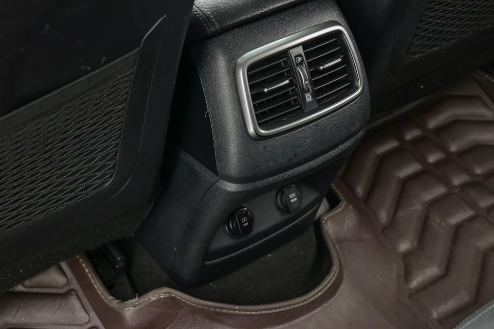 خرید و فروش کیا سورنتو UM - GT LINE - نیمه فول مدل 2016 نقد و اقساط