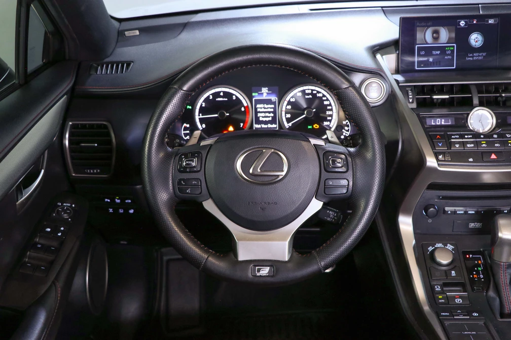 خرید و فروش لکسوس NX 200T - F SPORT - شش کلید - سقف فلز مدل 2016 نقد و اقساط