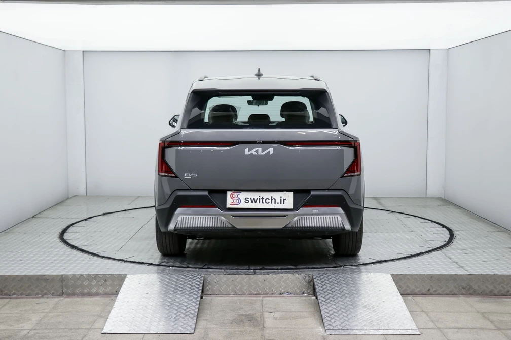 خرید و فروش کیا EV5 فول مدل 2025 نقد و اقساط خرید و فروش کیا EV5 فول مدل 2025 نقد و اقساط