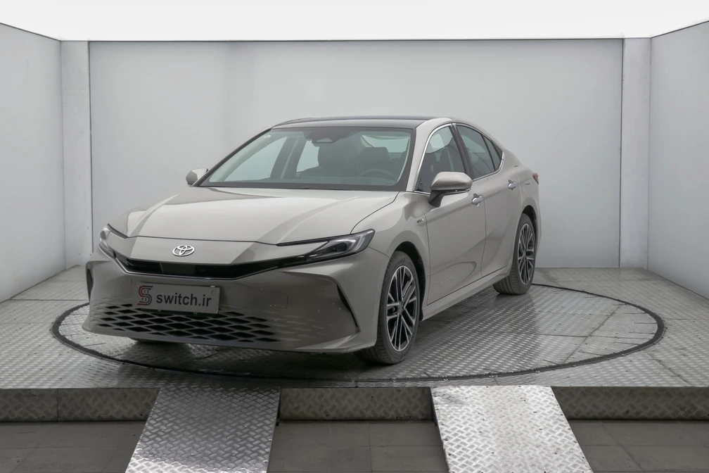 خرید و فروش تویوتا کمری هیبرید LE - فول مدل 2025 نقد و اقساط خرید و فروش تویوتا کمری هیبرید LE - فول مدل 2025 نقد و اقساط