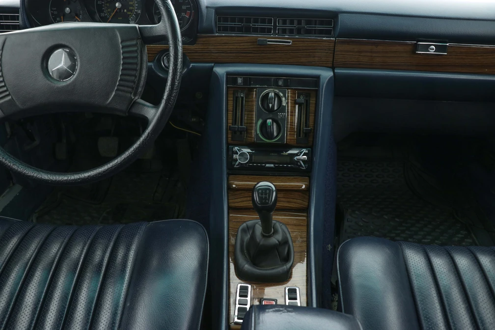 خرید و فروش بنز کلاس S S280 W116 دنده ای مدل 1974 نقد و اقساط