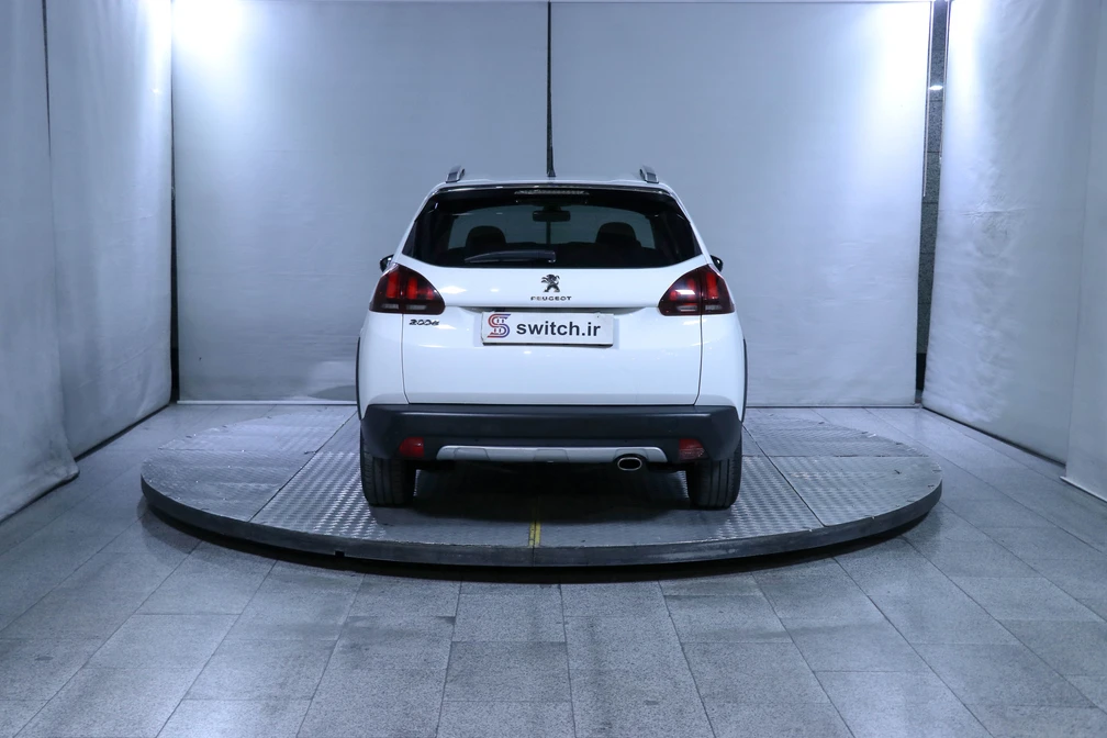 خرید و فروش پژو 2008 اتوماتیک مدل 1398 نقد و اقساط