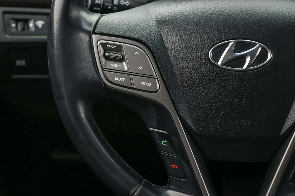 خرید و فروش هیوندای سانتافه (ix45) DM - 2400 - MPI - دو دیفرانسیل - فول مدل 2014 نقد و اقساط