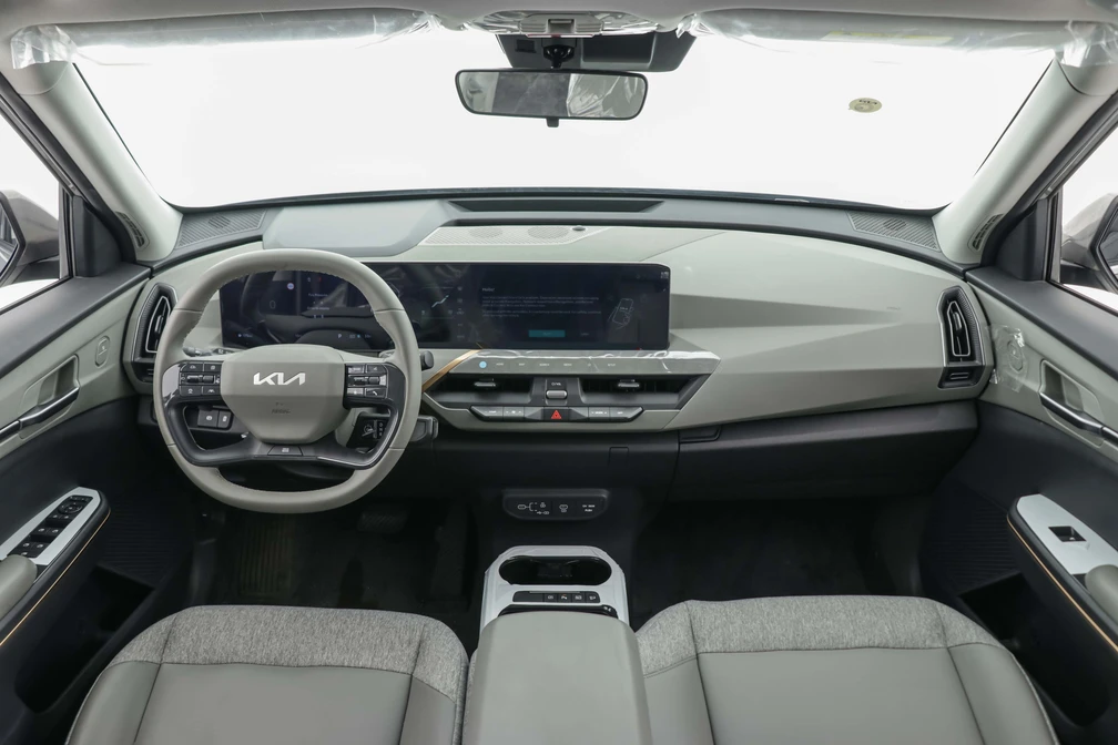 خرید و فروش کیا EV5 فول مدل 2025 نقد و اقساط خرید و فروش کیا EV5 فول مدل 2025 نقد و اقساط