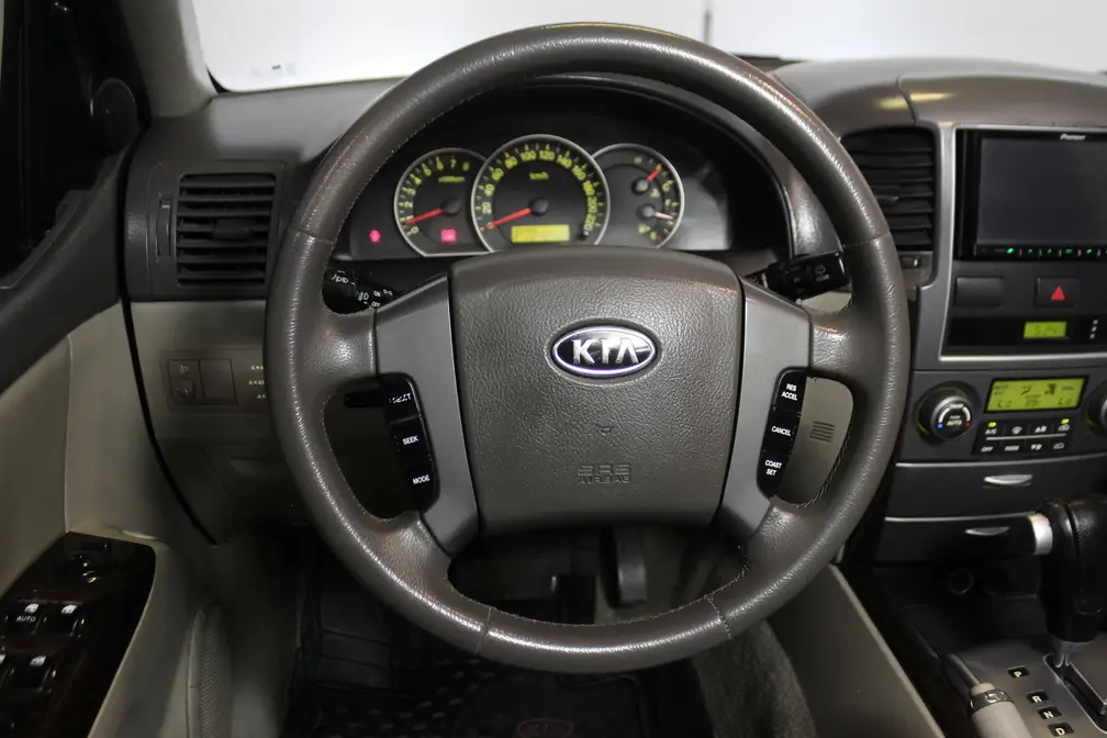 خرید و فروش کیا سورنتو EX - فول مدل 2009 نقد و اقساط خرید و فروش کیا سورنتو EX - فول مدل 2009 نقد و اقساط