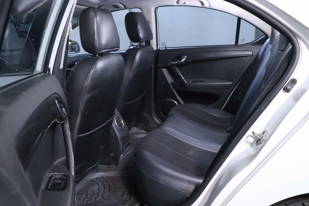 خرید و فروش جک J5 1800 - اتوماتیک مدل 1394 نقد و اقساط خرید و فروش جک J5 1800 - اتوماتیک مدل 1394 نقد و اقساط