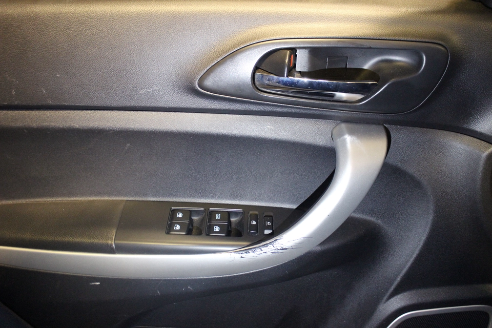 خرید و فروش چانگان CS35 مونتاژ اتوماتیک مدل 1395 نقد و اقساط