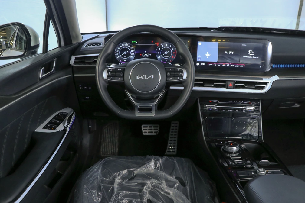 خرید و فروش کیا K5 DL3 - توربو نیمه فول مدل 2024 نقد و اقساط خرید و فروش کیا K5 DL3 - توربو نیمه فول مدل 2024 نقد و اقساط