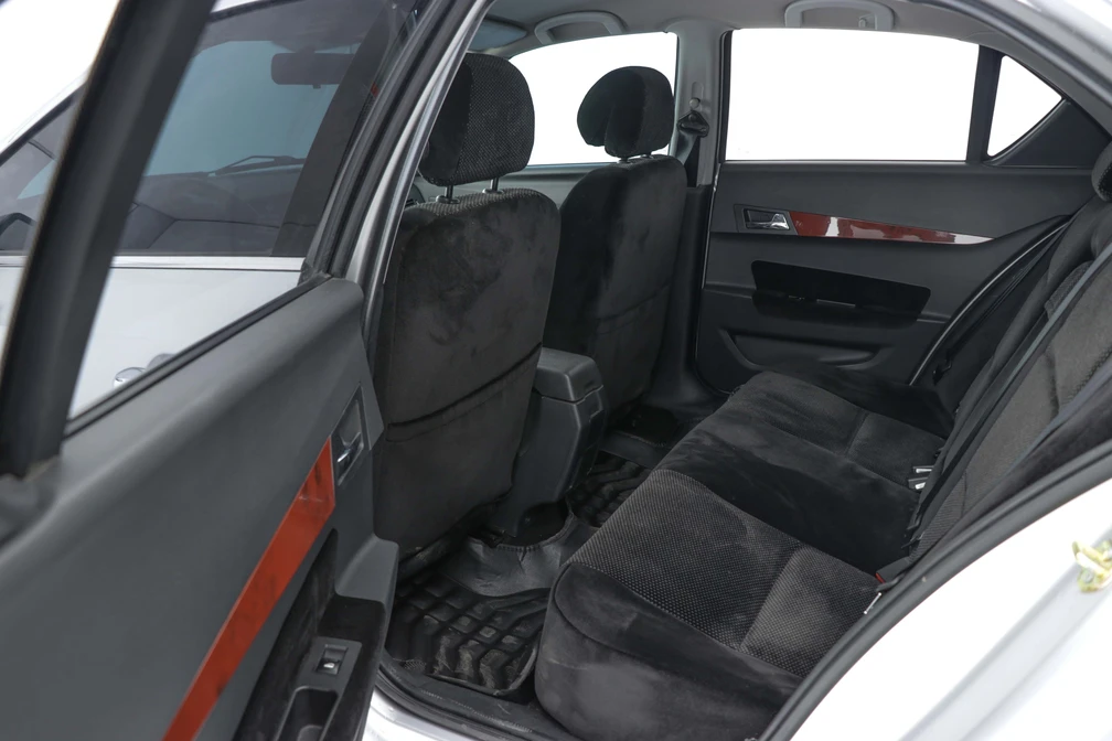 خرید و فروش ایران خودرو دنا پلاس 6 دنده مدل 1404 نقد و اقساط