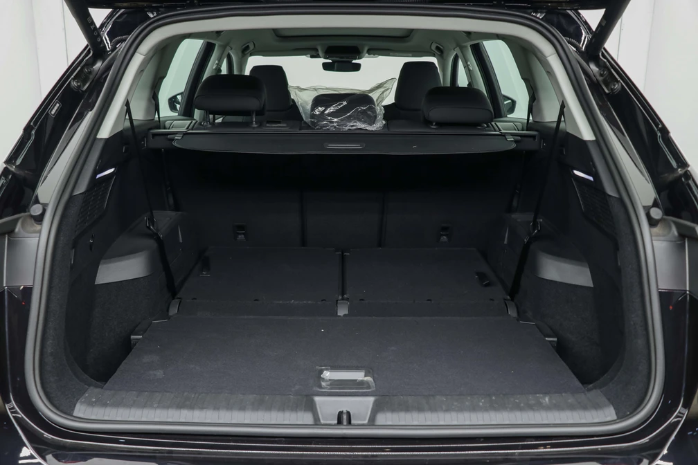 خرید و فروش آئودی q5etron سیلور پکیج - فول مدل 2024 نقد و اقساط خرید و فروش آئودی q5etron سیلور پکیج - فول مدل 2024 نقد و اقساط