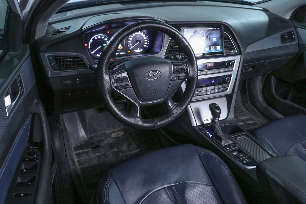 خرید و فروش هیوندای سوناتا هیبرید GLS PLUS  مدل 2017 نقد و اقساط