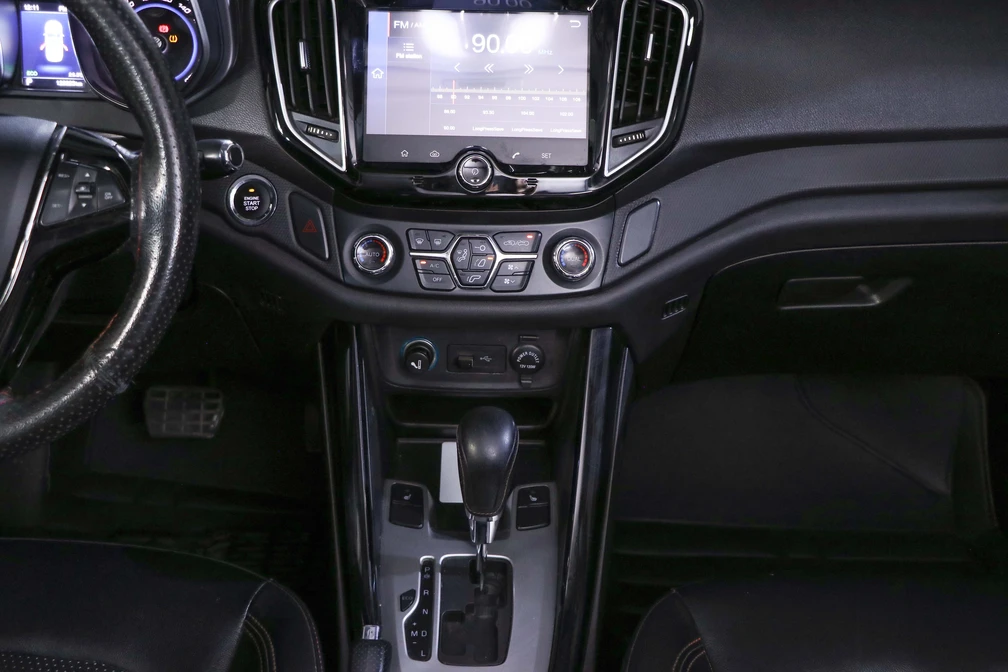 خرید و فروش چری تیگو 5 اکسلنت مدل 1396 نقد و اقساط خرید و فروش چری تیگو 5 اکسلنت مدل 1396 نقد و اقساط