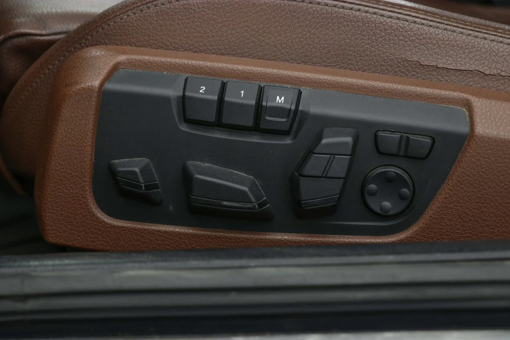 خرید و فروش ب ام و سری 6 گرن کوپه 640i مدل 2013 نقد و اقساط خرید و فروش ب ام و سری 6 گرن کوپه 640i مدل 2013 نقد و اقساط