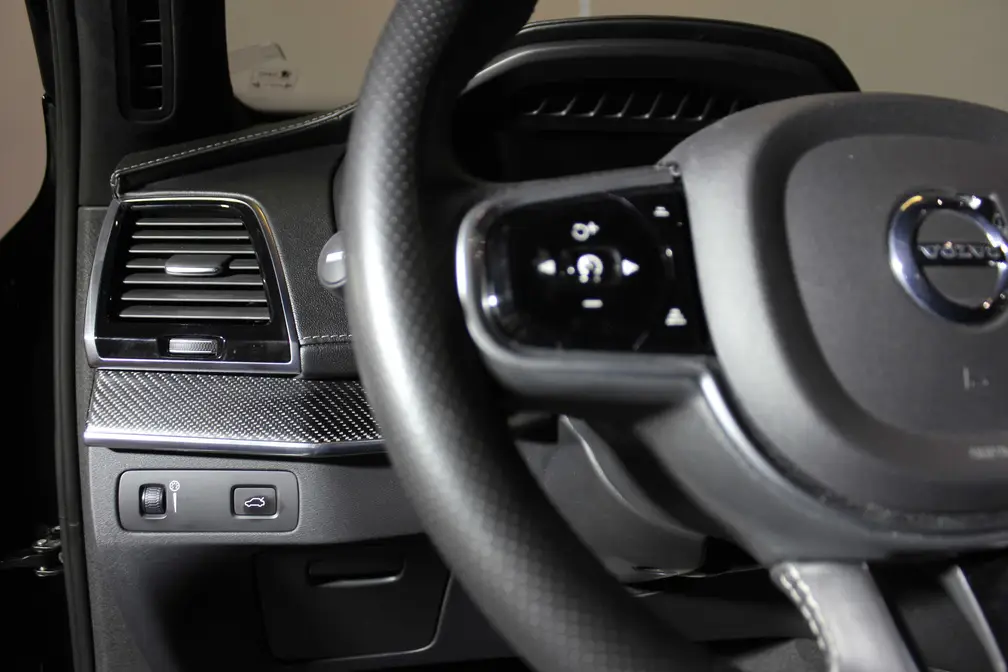 خرید و فروش ولوو XC90 R دیزاین مدل 2017 نقد و اقساط