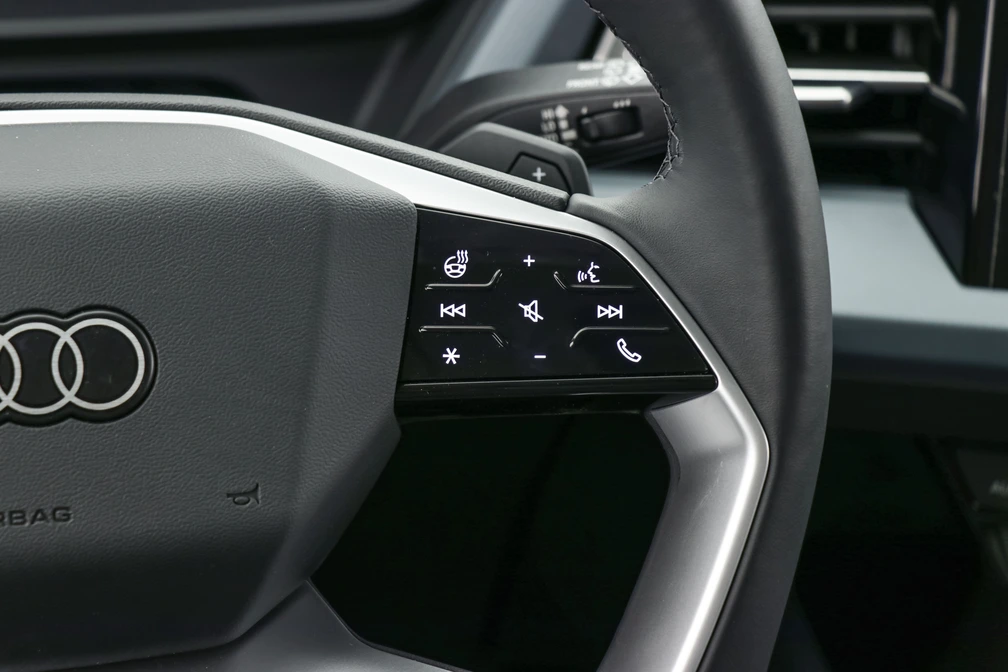 خرید و فروش آئودی q5etron سیلور پکیج - فول مدل 2024 نقد و اقساط خرید و فروش آئودی q5etron سیلور پکیج - فول مدل 2024 نقد و اقساط