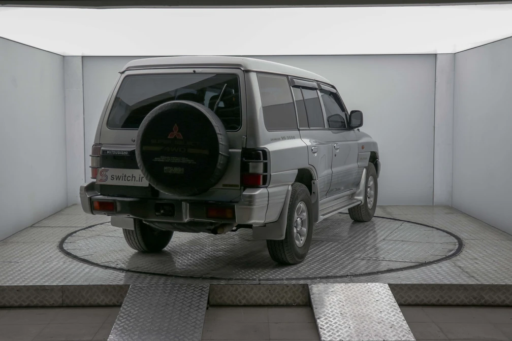 خرید و فروش میتسوبیشی پاجرو مونتاژ اتوماتیک مدل 1386 نقد و اقساط خرید و فروش میتسوبیشی پاجرو مونتاژ اتوماتیک مدل 1386 نقد و اقساط