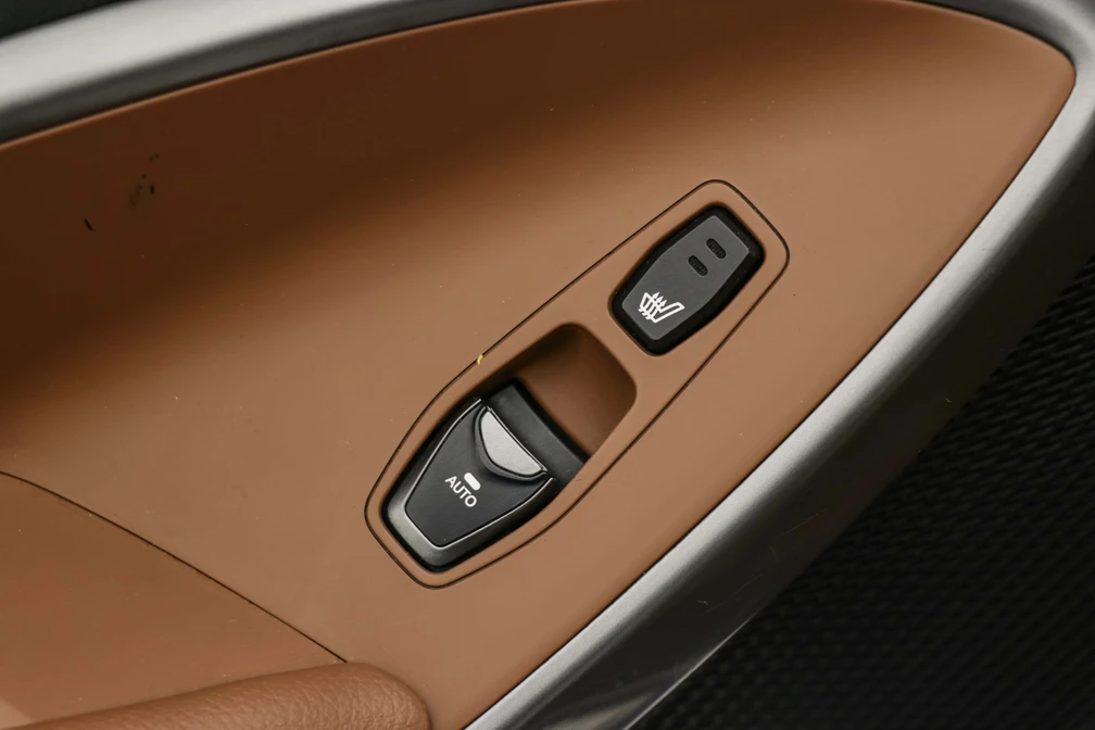 خرید و فروش هیوندای سانتافه (ix45) DM - 2400 - MPI - دو دیفرانسیل - فول مدل 2016 نقد و اقساط