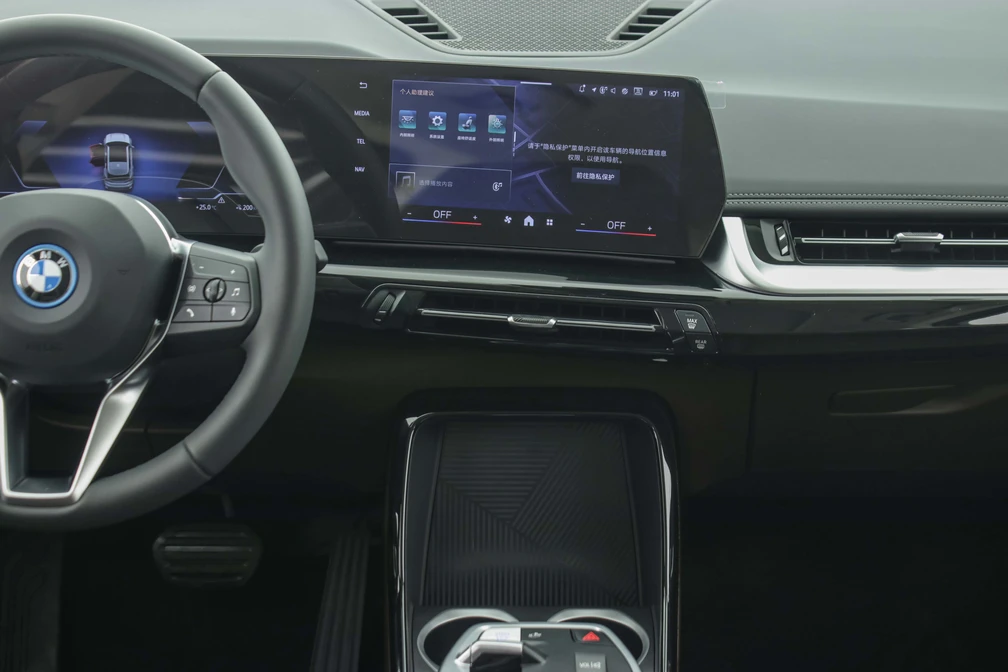 خرید و فروش ب ام و IX1 eDrive 25L مدل 2025 نقد و اقساط