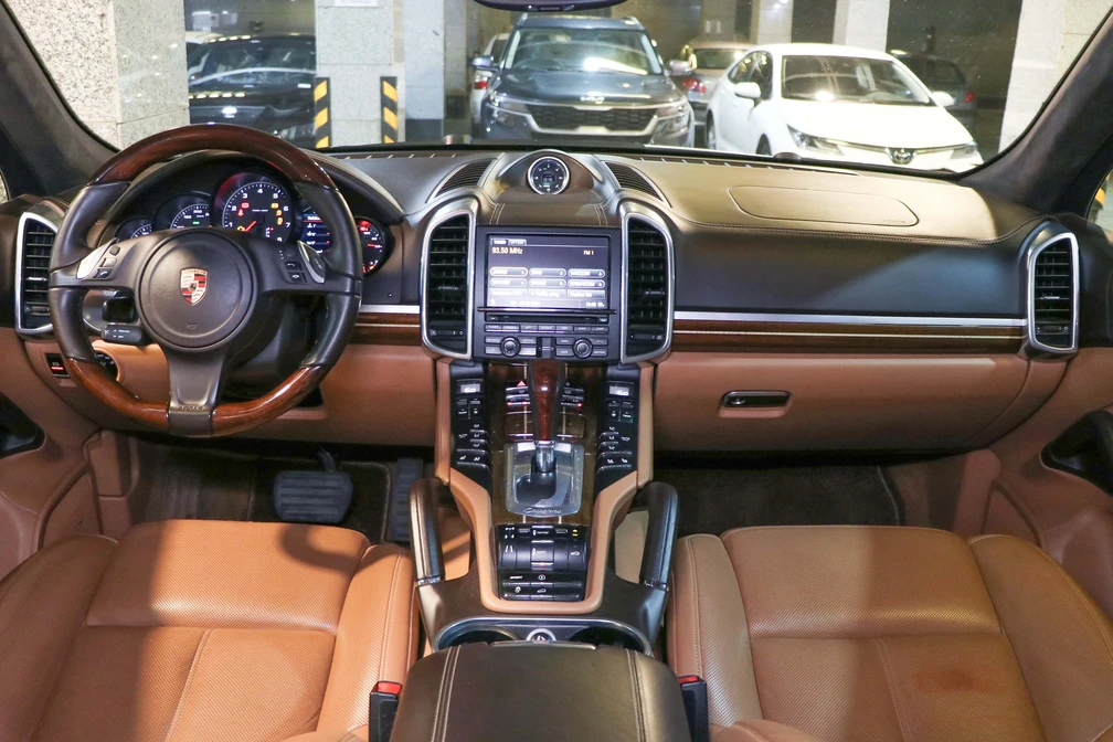 خرید و فروش پورشه کاین شش سیلندر مدل 2013 نقد و اقساط