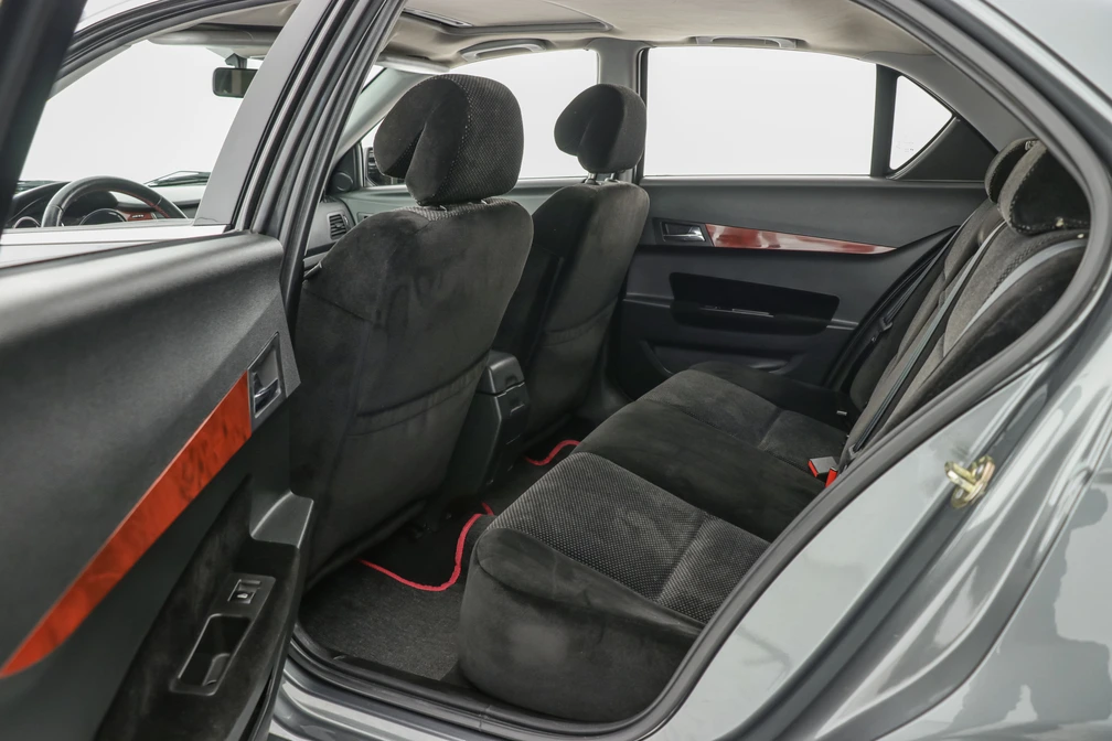 خرید و فروش ایران خودرو دنا پلاس توربو اتوماتیک مدل 1401 نقد و اقساط