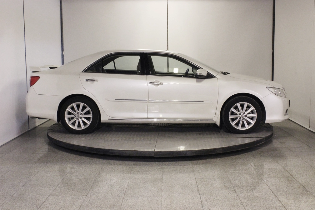 خرید و فروش تویوتا آریون گرند مدل 2012 نقد و اقساط