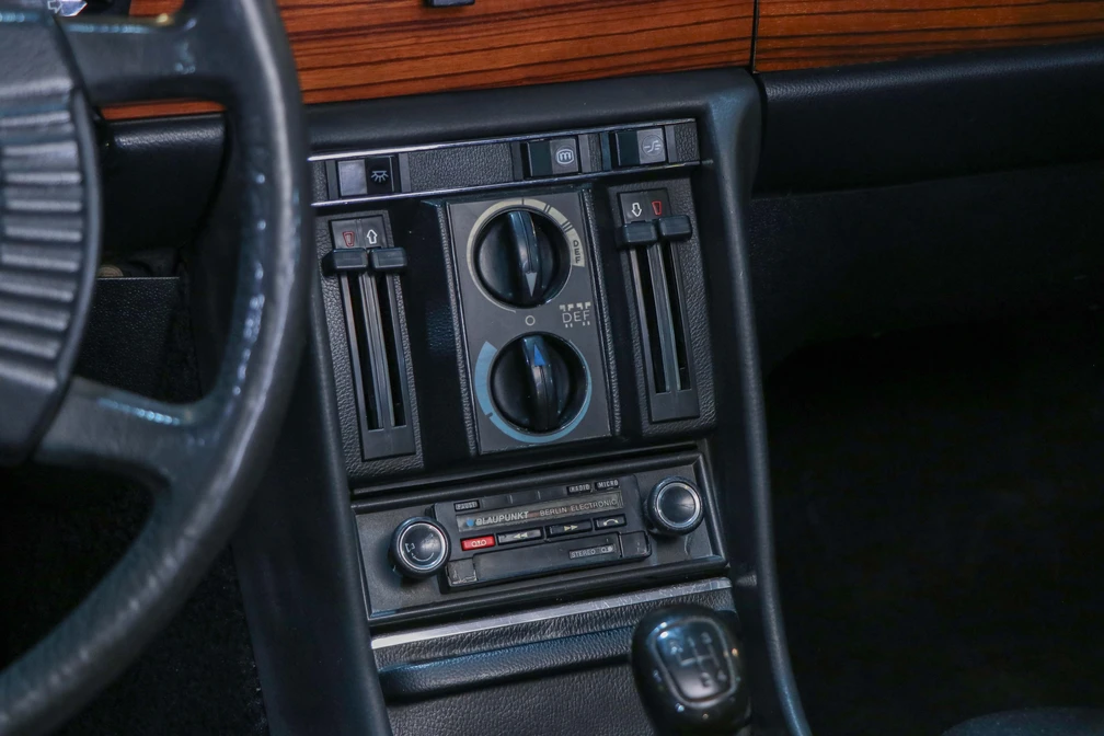خرید و فروش بنز کلاس S 350 SE مدل 1977 نقد و اقساط