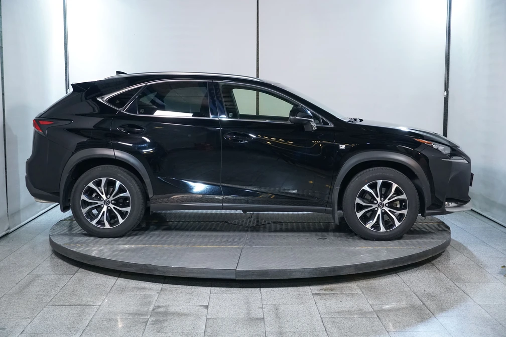 خرید و فروش لکسوس NX 200T - F SPORT - هفت کلید - سقف پاناروما مدل 2015 نقد و اقساط