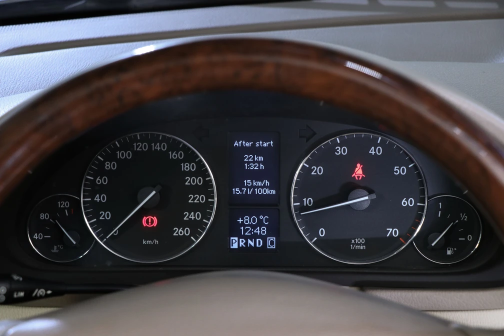خرید و فروش بنز کلاس C 200 مدل 2006 نقد و اقساط