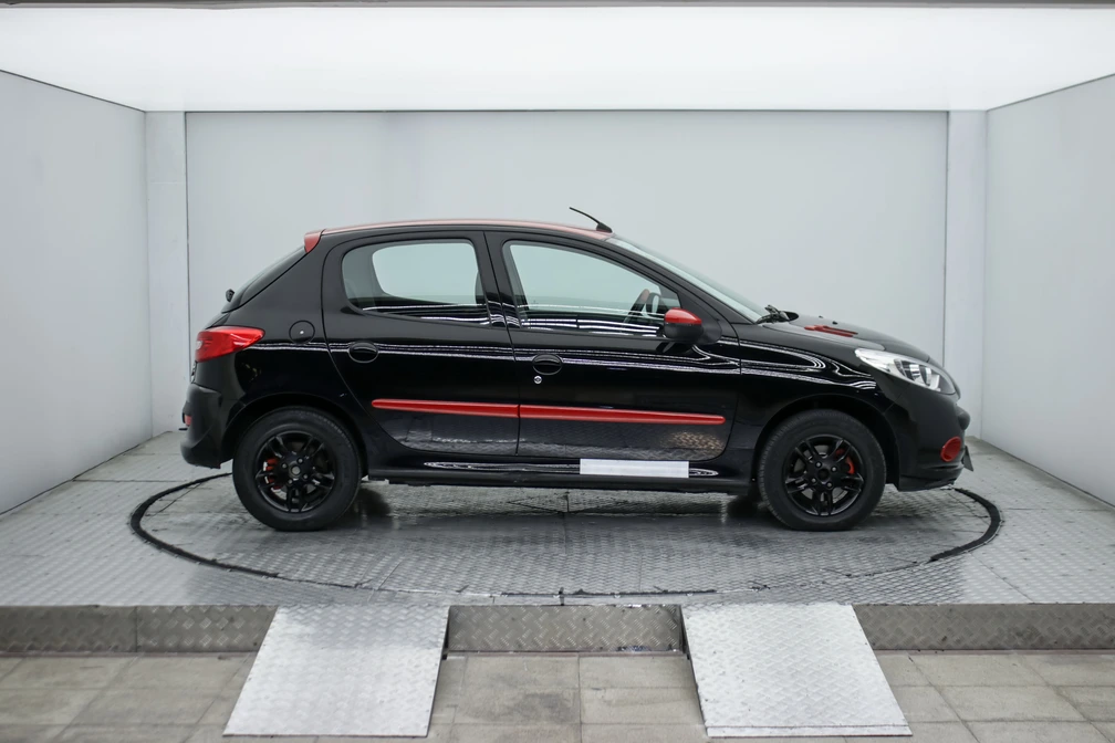 خرید و فروش پژو 207 MC اتوماتیک 6 سرعته مدل 1402 نقد و اقساط