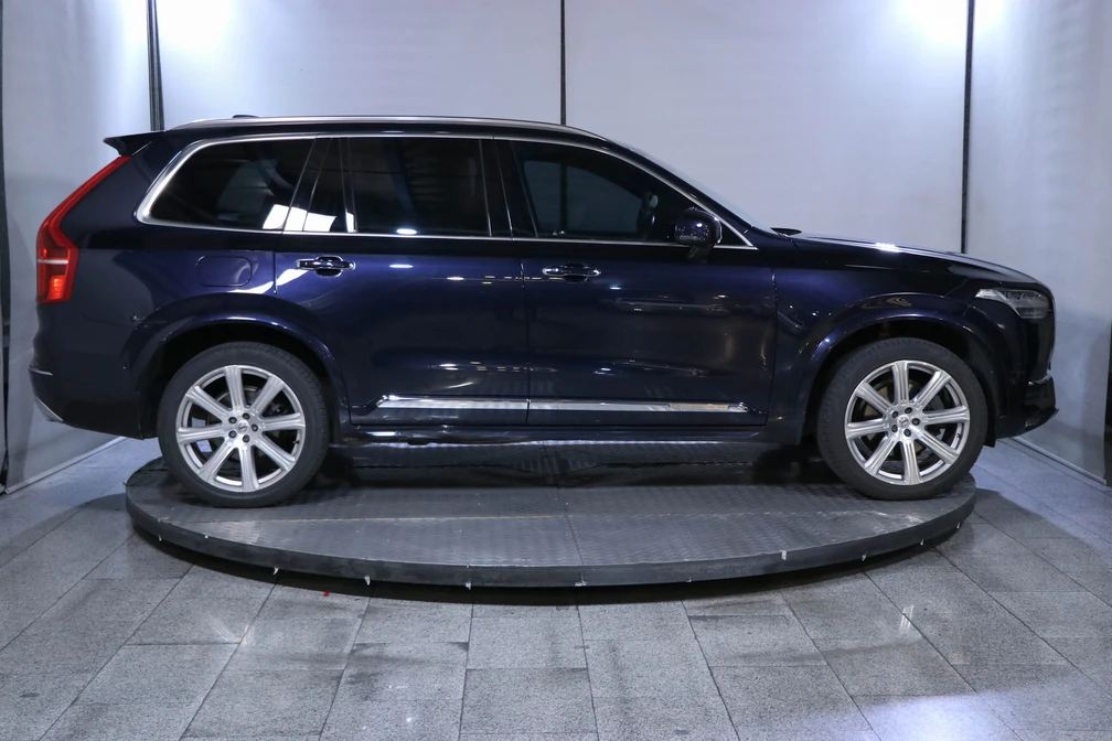 خرید و فروش ولوو XC90 اینسکریپشن مدل 2016 نقد و اقساط