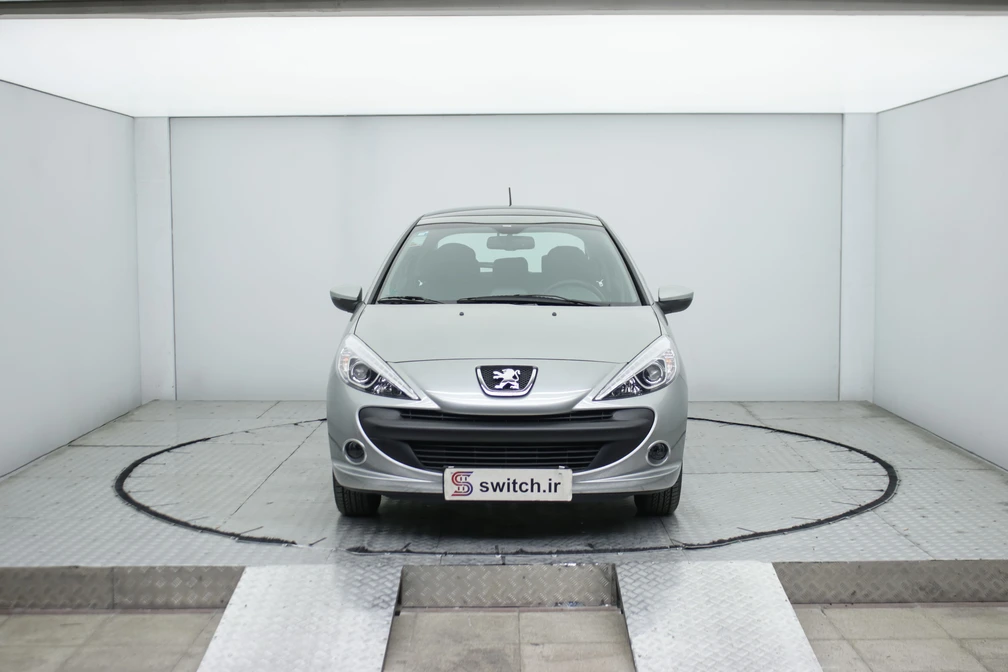 خرید و فروش پژو 207 اتوماتیک سقف شیشه ای مدل 1404 نقد و اقساط