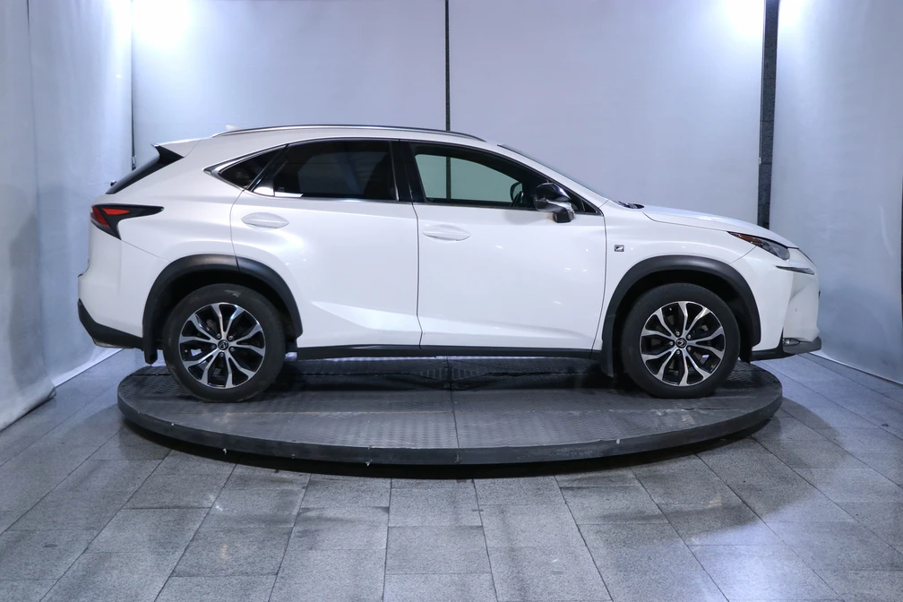 خرید و فروش لکسوس NX 200T - F SPORT - هفت کلید - سقف سانروف مدل 2015 نقد و اقساط