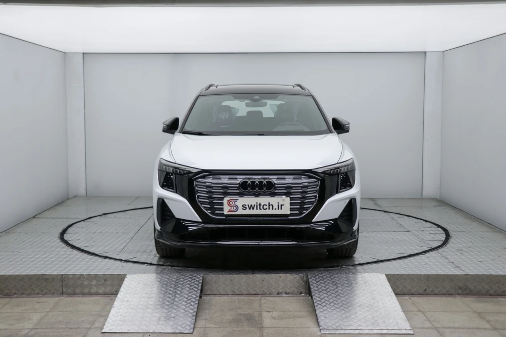 خرید و فروش آئودی q5etron بلک پکیج - فول مدل 2024 نقد و اقساط