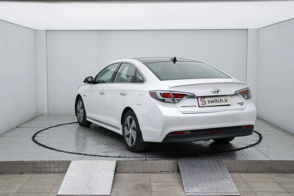 خرید و فروش هیوندای سوناتا هیبرید GLS PLUS  مدل 2017 نقد و اقساط
