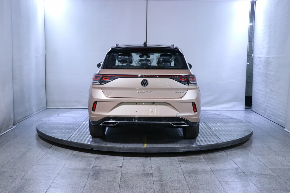 خرید و فروش فولکس T-ROC 300 مدل 2024 نقد و اقساط