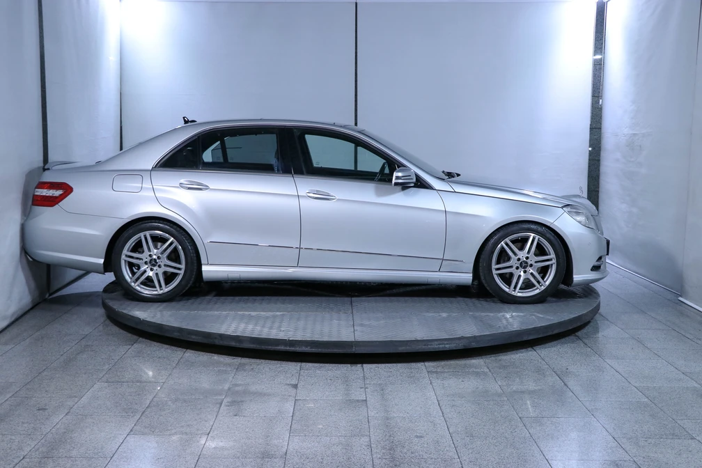 خرید و فروش بنز کلاس E 350 - فول مدل 2011 نقد و اقساط